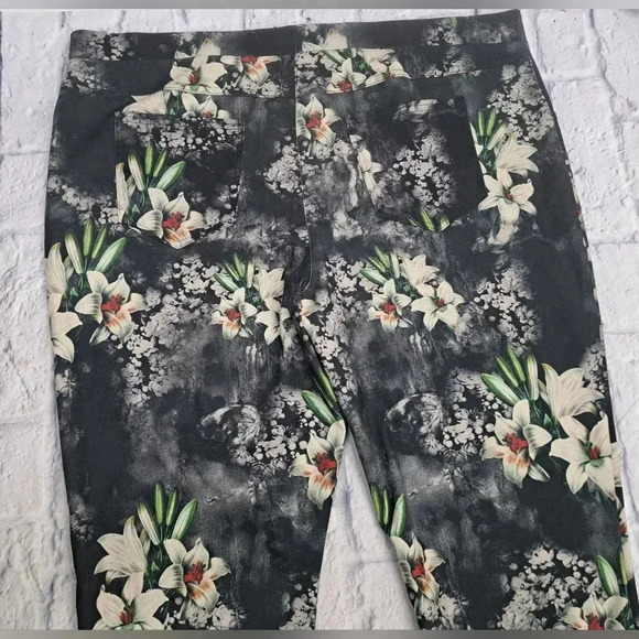 Joseph Ribkoff Women's Floral Pants Zip  Cuff Stretch Canada Plus Size 22 US - Picture 7 of 13